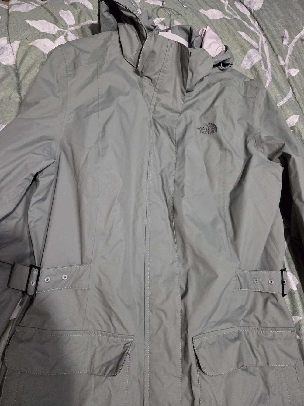 The North Face Women's Hooded Jacket in Sage Green